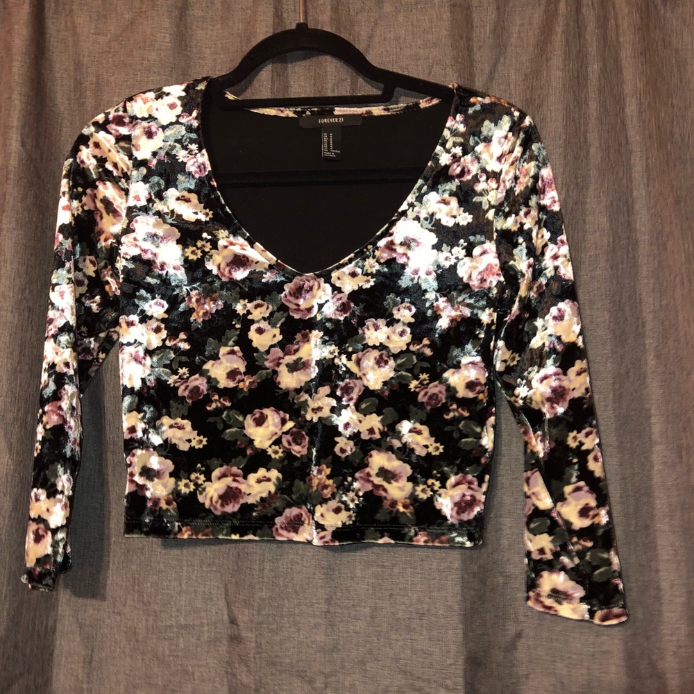 FOREVER 21 FLORAL VELVET CROP TOP
